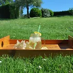 Logis De Chenac - Et Table D'hotes
