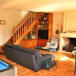 Logis De Chenac - Et Table D'hotes Bed & Breakfast 3*