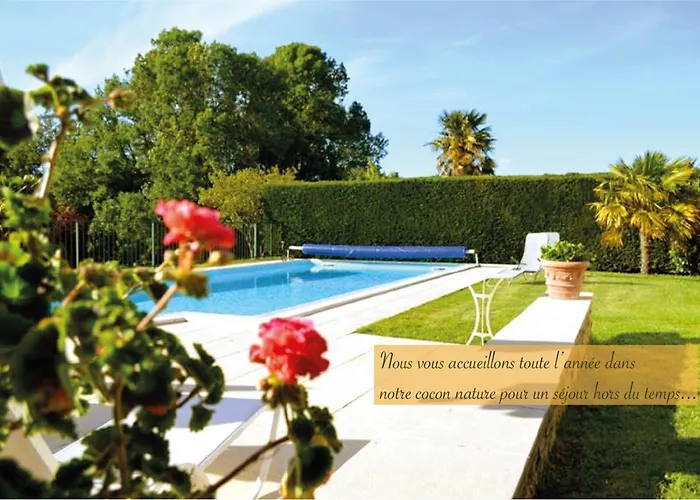 Logis De Chenac - Et Table D'hotes Chenac Saint Seurin d'Uzet